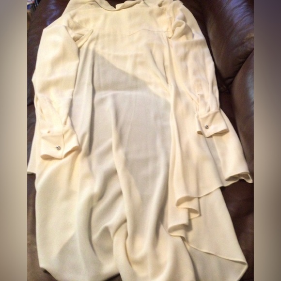 🧡Sold ebay🧡Chanel 2015 Cruise Collection Creme silk high-low top Fr 38 - Picture 10 of 10